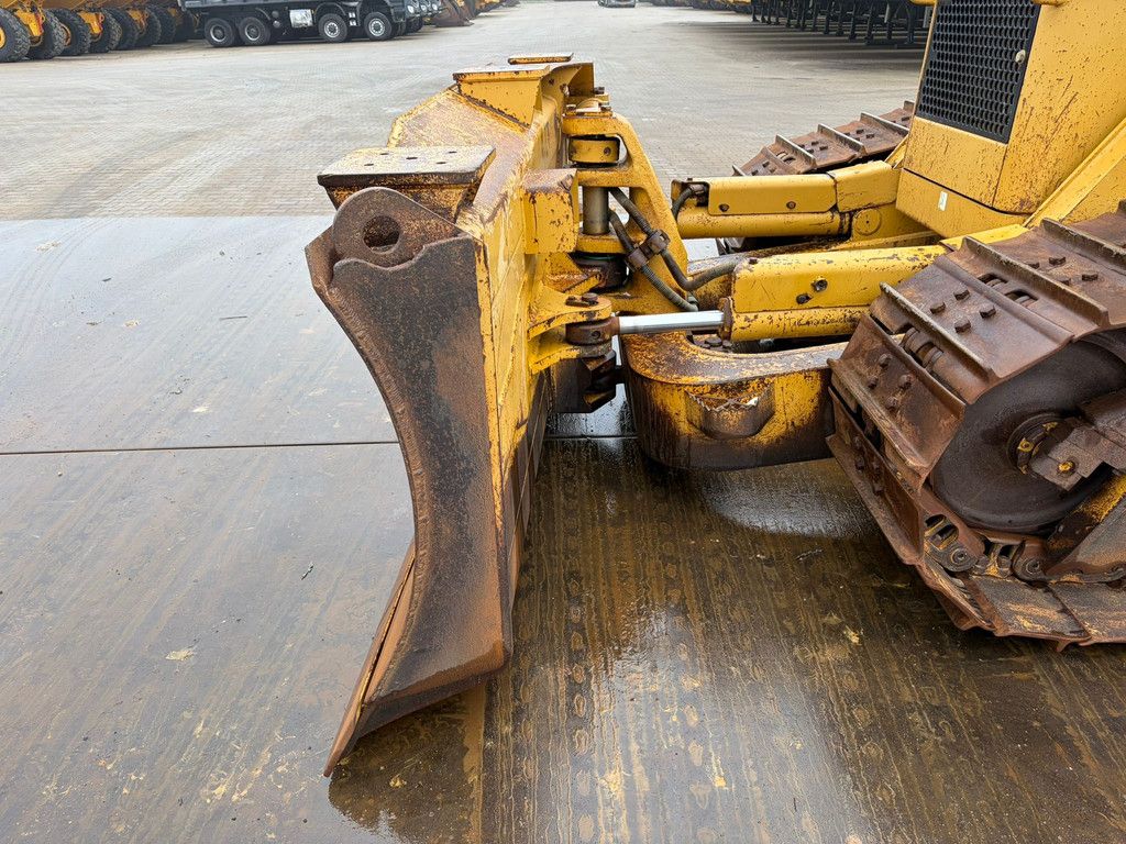 Caterpillar D6N XL