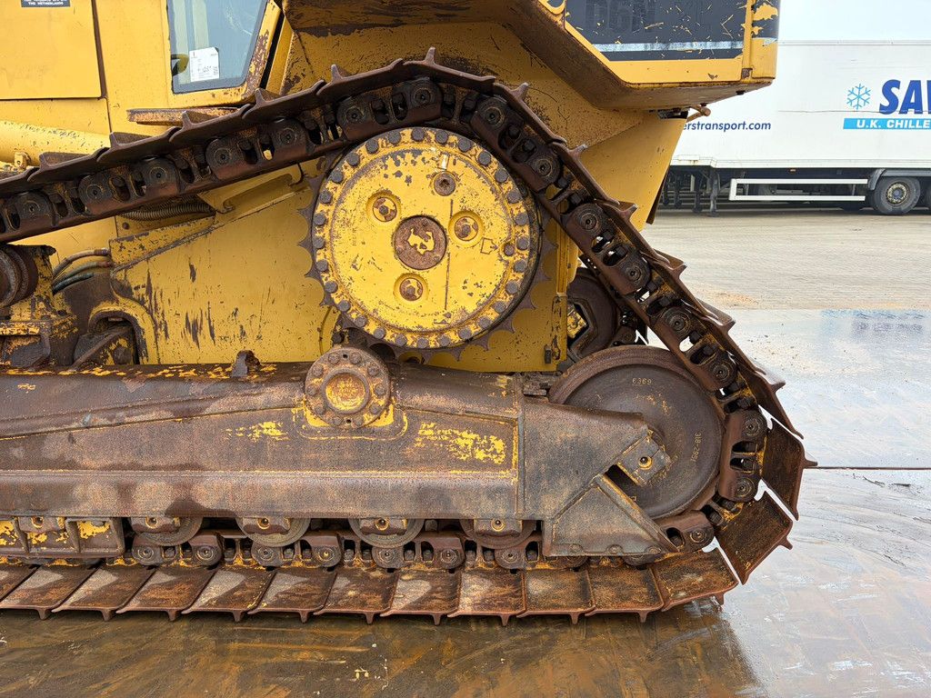 Caterpillar D6N XL