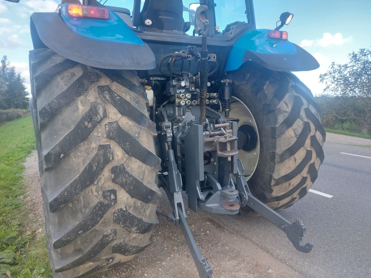 New Holland TM 135 complete trekker