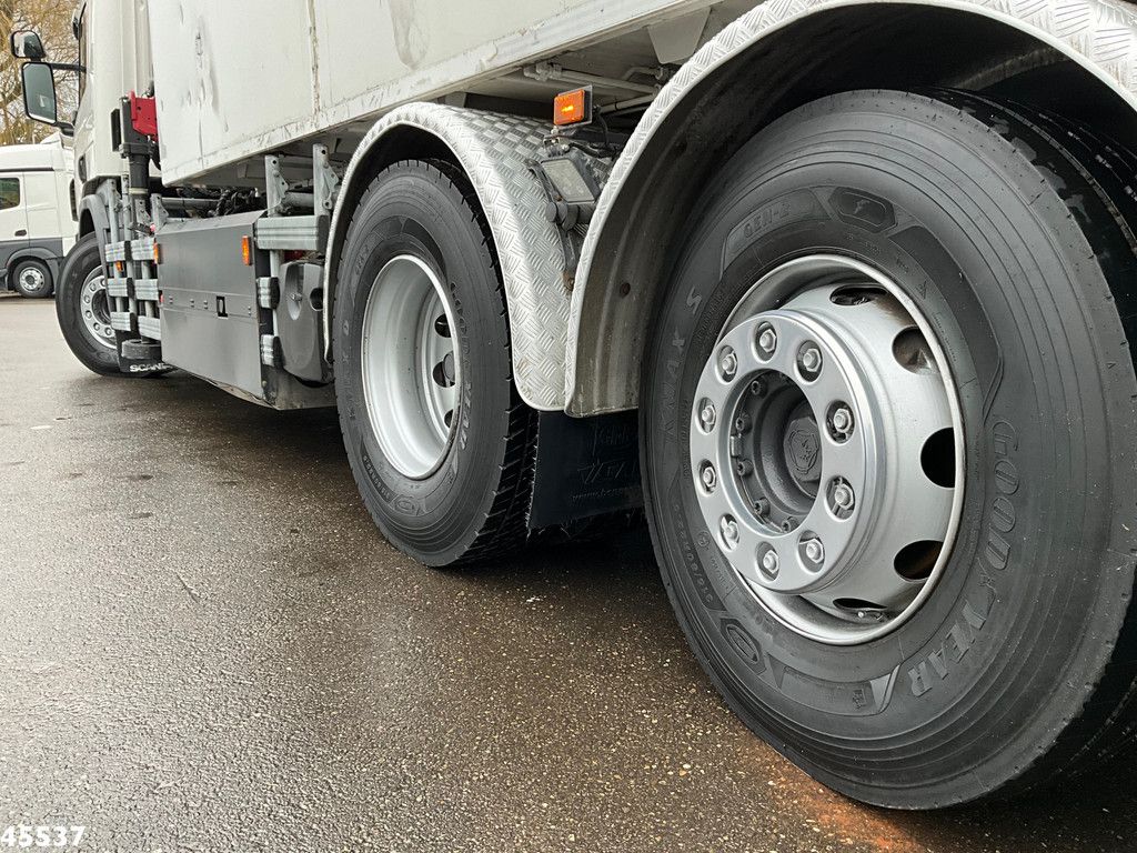 Scania P 340 Euro 6 CNG HMF 25 Tonmeter laadkraan