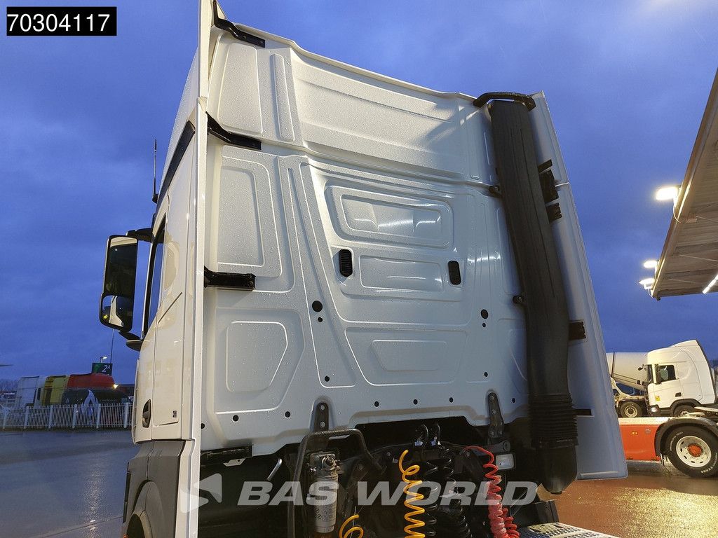 Mercedes Actros 1845 4X2 GigaSpace Hydraulik