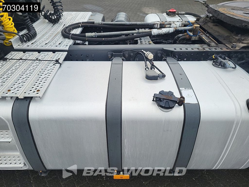 Mercedes Actros 1845 4X2 GigaSpace Hydraulik