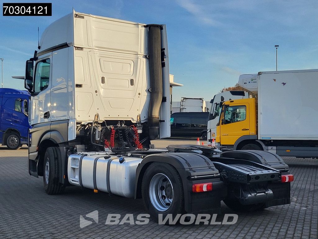 Mercedes Actros 1845 4X2 GigaSpace Hydraulik