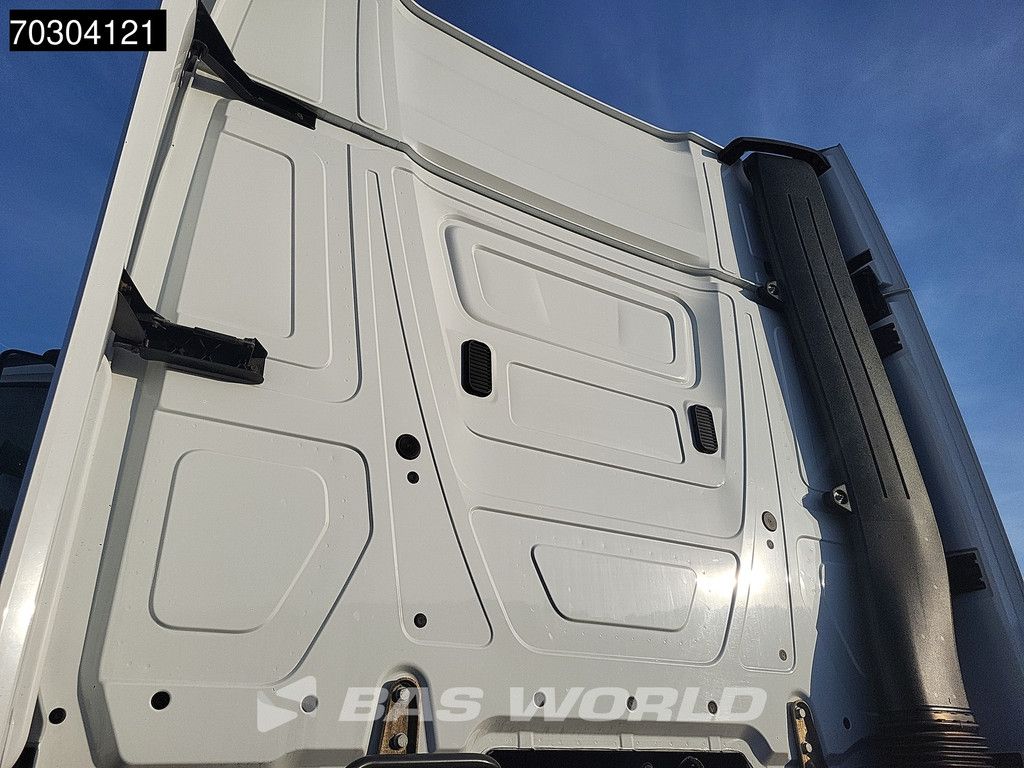 Mercedes Actros 1845 4X2 GigaSpace Hydraulik