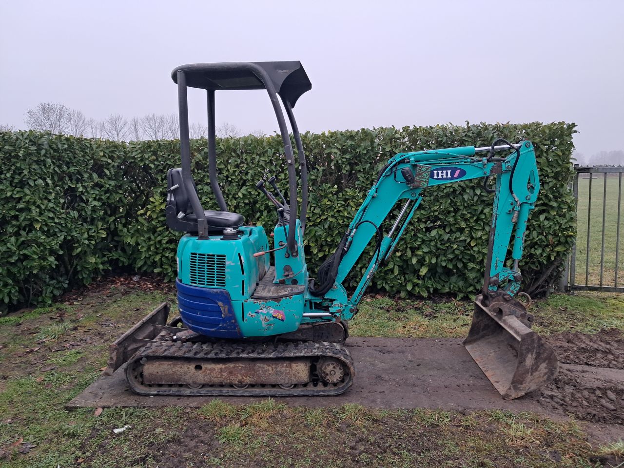 Minigraver IHI / 1200 kg / Minikraan / Graafmachine