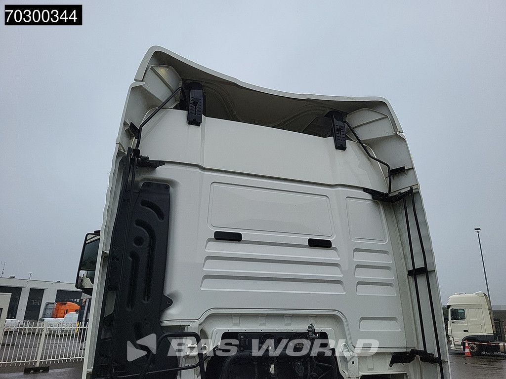 MAN TGX 18.460 4X2 XLX Retarder 2xTanks