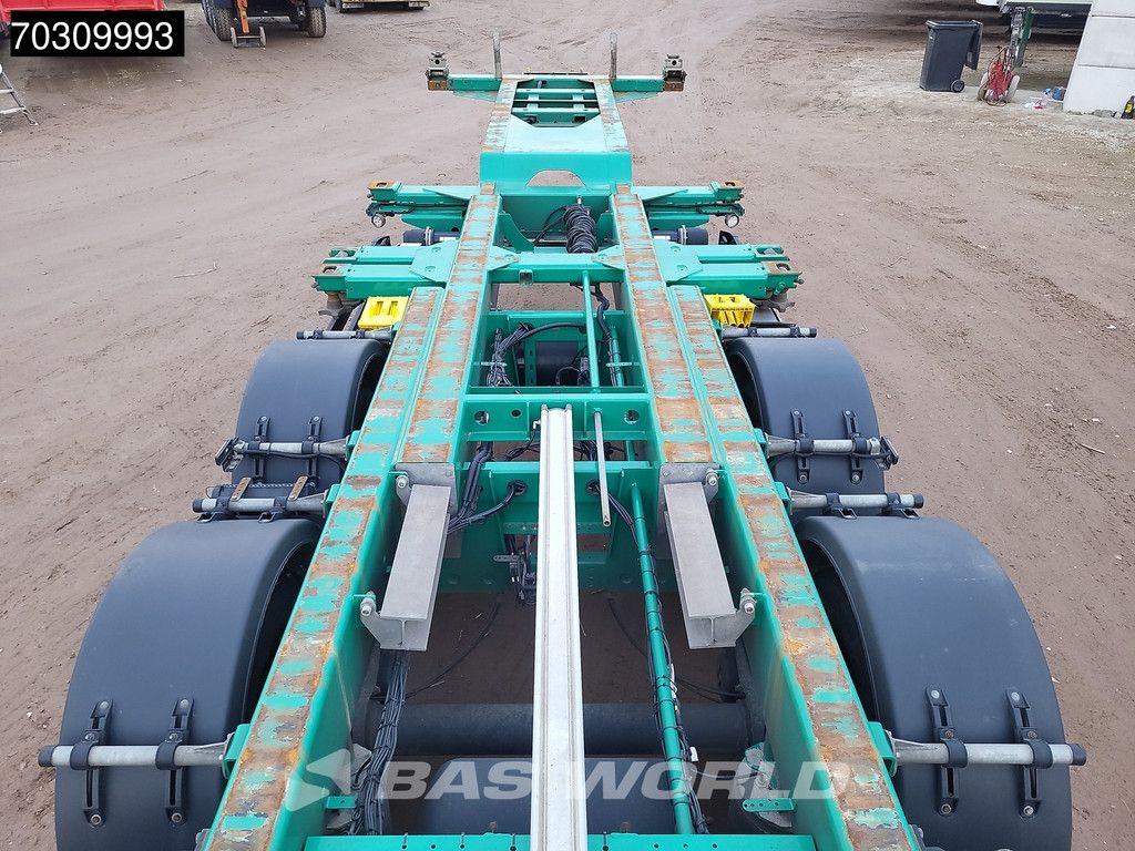 System Trailers APK 12/26 Multi'45ft Lift Axle
