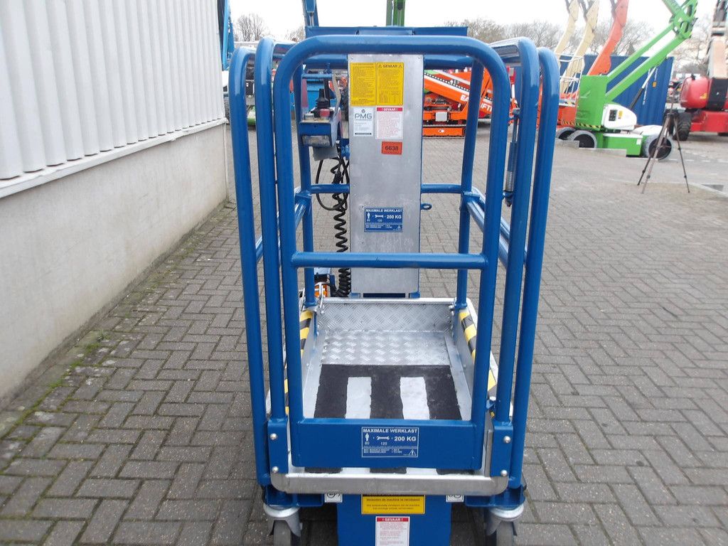 Mast lift Power Tower Nano SP 4.50m Electric 2012