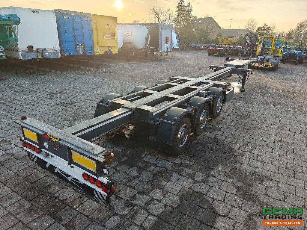 Broshuis MFCC 3-achsiger SAF – Liftachse – Scheibenbremsen – Alle Containertypen – TÜV bis 08/2026