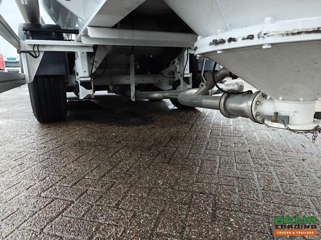 O.ME.P.S. CM39 3-achsiger SAF – Scheibenbremsen – 39 m³ – Liftachse – Alcoa – Reifendruckkontrollsystem – 4600 kg – Neuwertiger Zustand