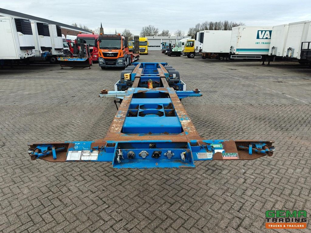 Renders RENDERS EURO800 3-axle MB - LiftAxle - Disc brakes - All types of containers