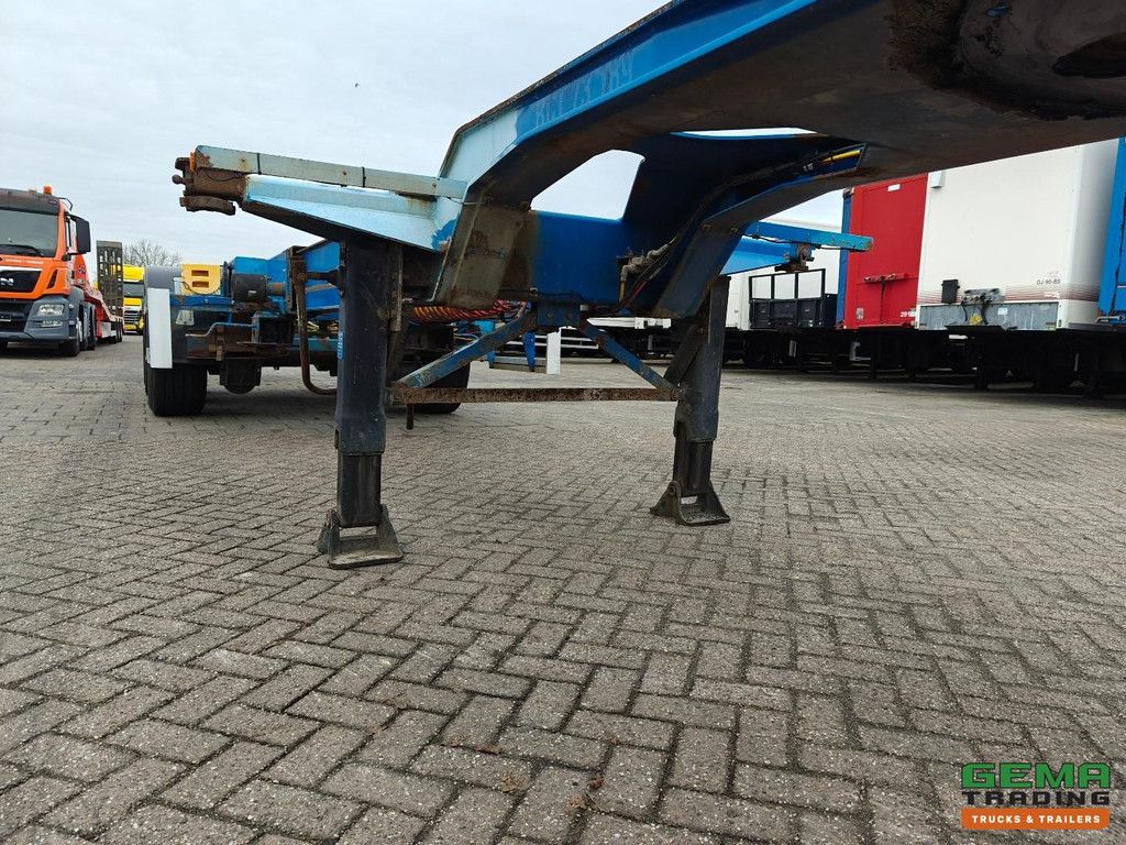 Renders RENDERS EURO800 3-axle MB - LiftAxle - Disc brakes - All types of containers