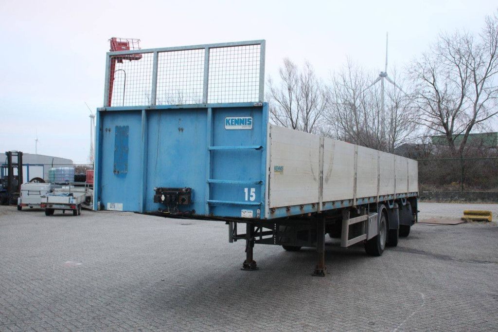 Flatbed Trailer Pacton TPD339 2008