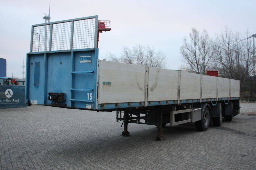 Flatbed Trailer Pacton TPD339 2008