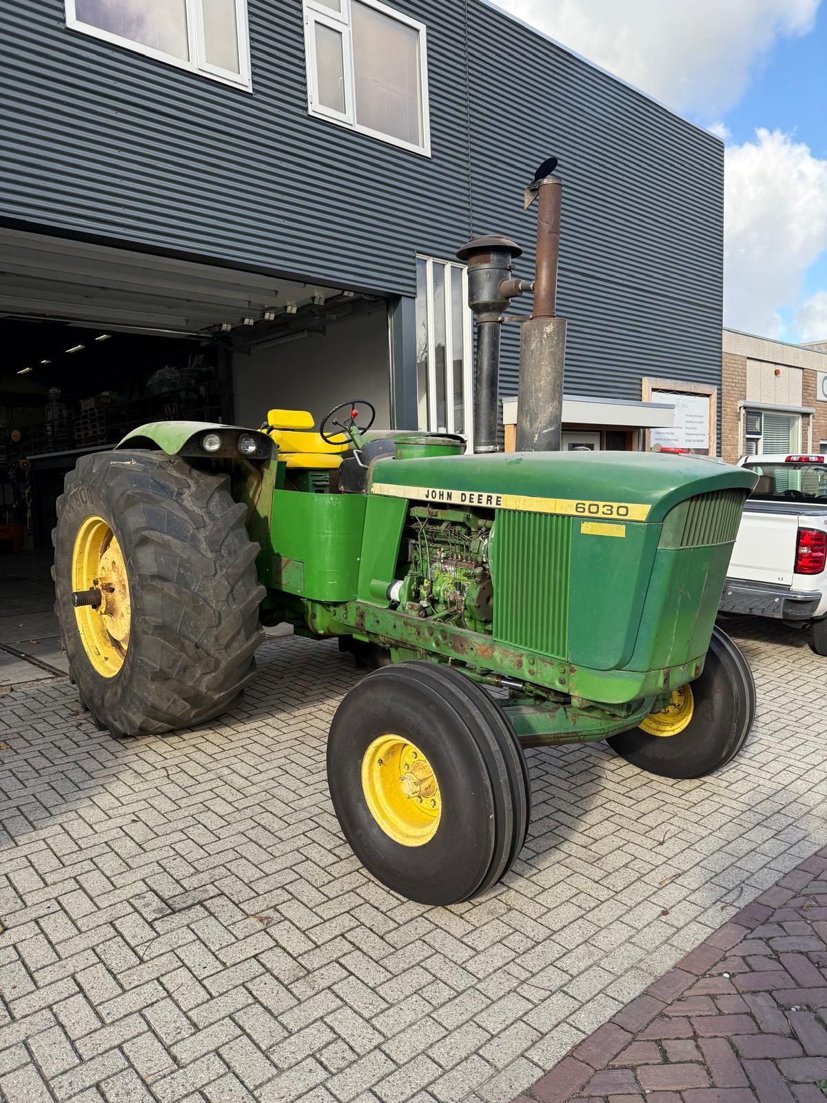 John Deere 6030