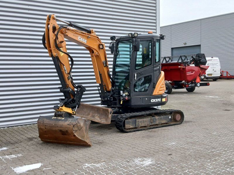 Case IH CX37C