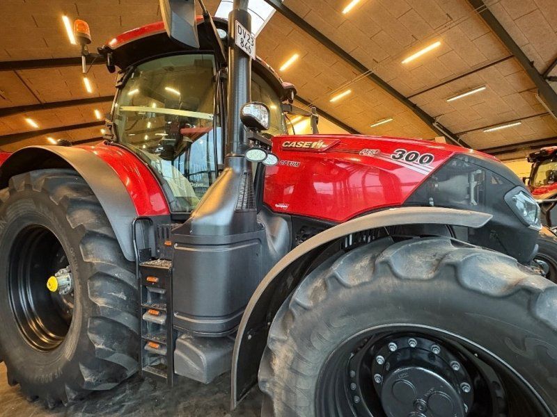 Case IH TUM 300 CVX