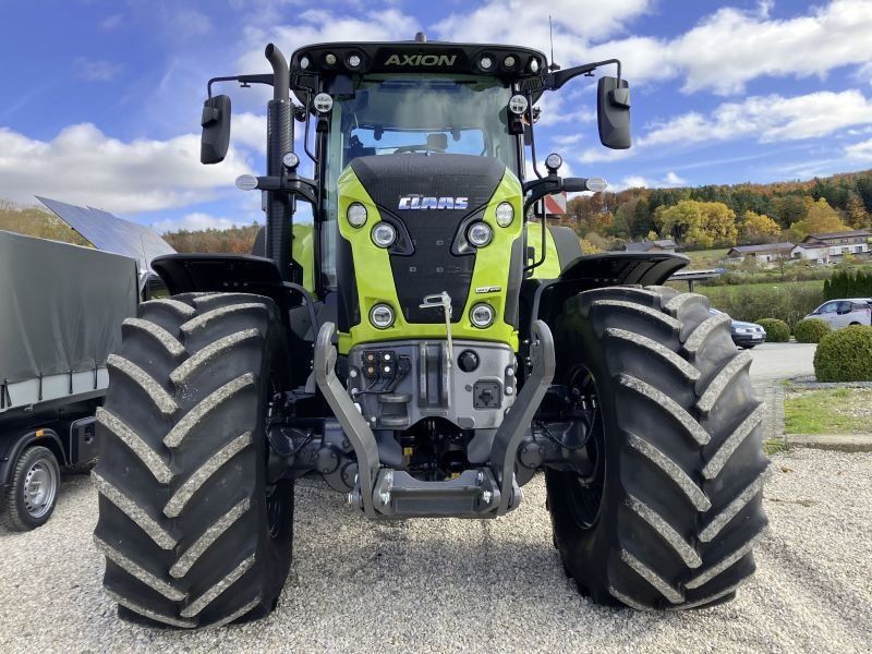Claas AXION 830 CMATIC NIGHT-EDITION