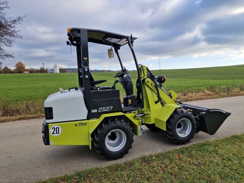 Fliegl 25-27 mit StVZO, Euroaufnahme