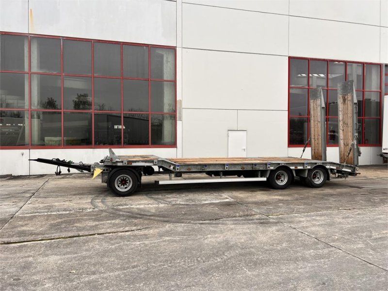 T3 3 Achs Tieflader, wenig Benutzt