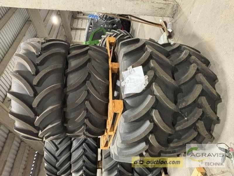 Vredestein 650/65 R42 540/65 R30, 650/65 R42