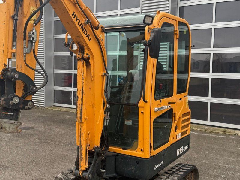 Hyundai R18-9AK R18-9AK