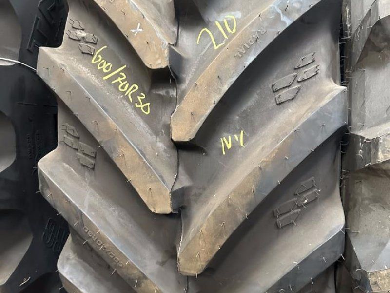 Alliance VF600/60R30