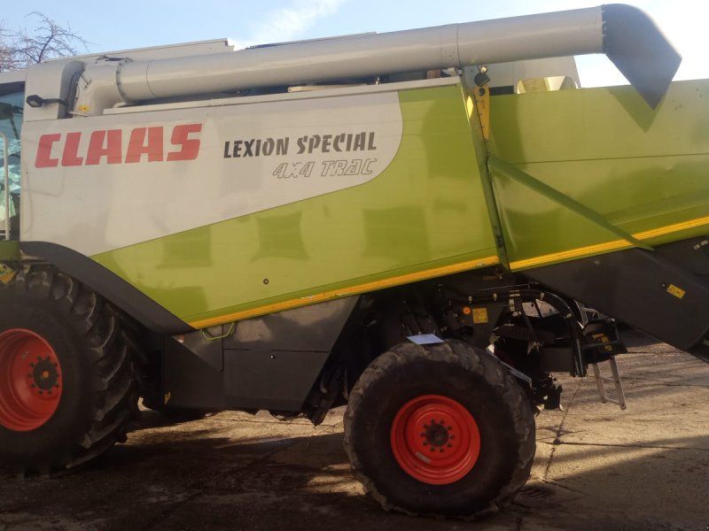 Claas Lexion 530
