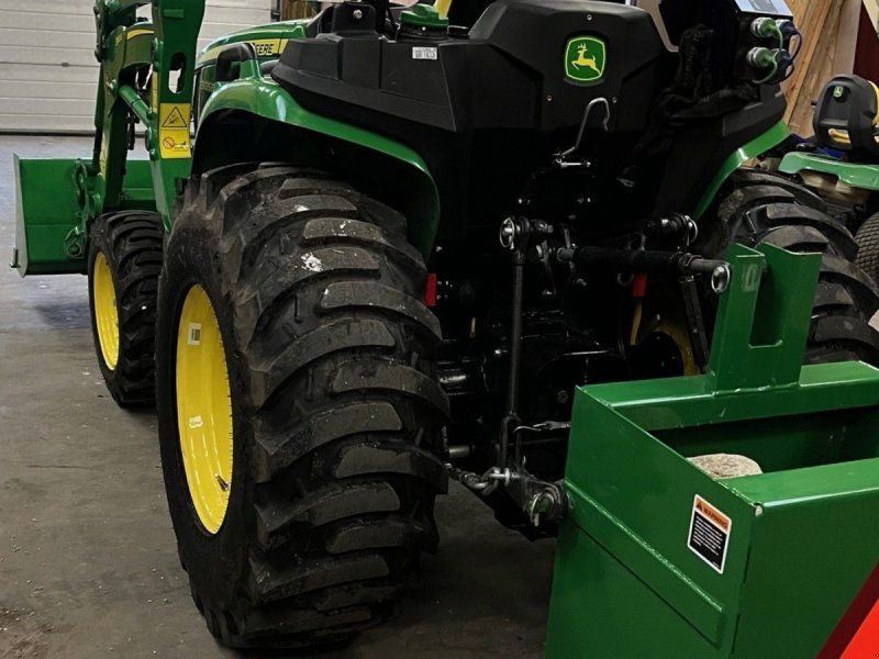 John Deere 3025E 3025E