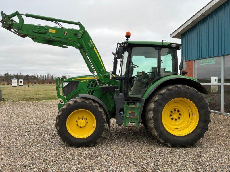 John Deere 6130R
