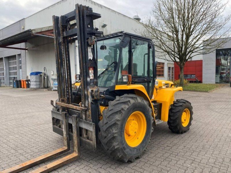 JCB 940 RTFL GELÄNDESTAPLER