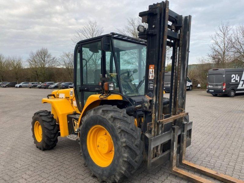 JCB 940 RTFL GELÄNDESTAPLER