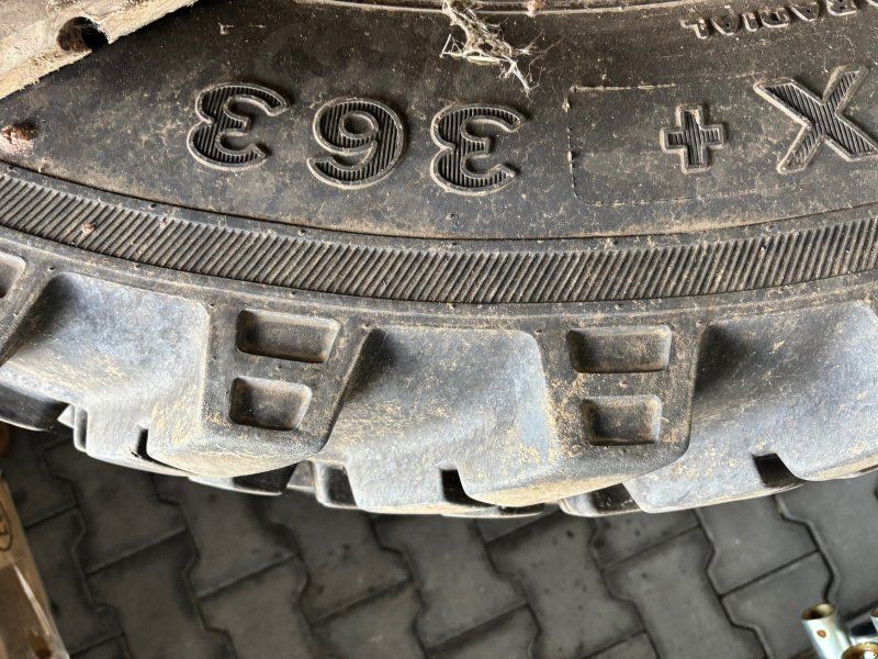 Fendt Pflegeräder für 300er Vario