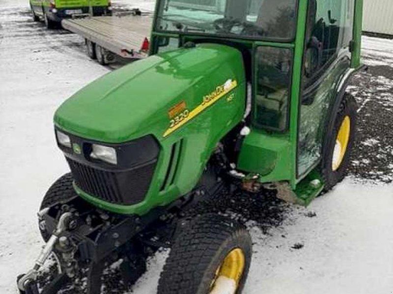 John Deere 2320 KOMPAKTTRAKTOR