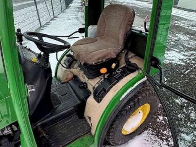 John Deere 2320 KOMPAKTTRAKTOR