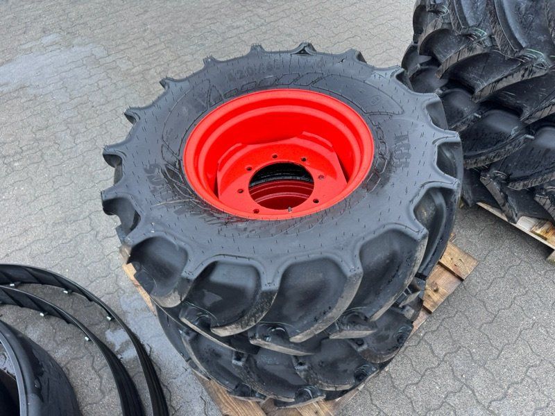 Mitas 2x 540/65R30 Verstellfelge + 2x 420/65R20 Festfelge