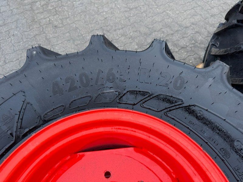 Mitas 2x 540/65R30 Verstellfelge + 2x 420/65R20 Festfelge