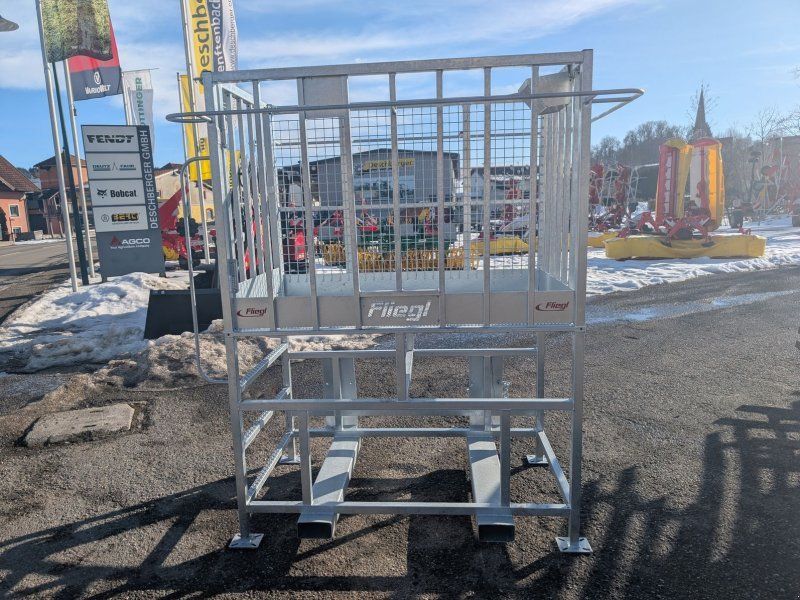 Fliegl Arbeitskorb/Arbeitsbühne hoch mit Euro-Au