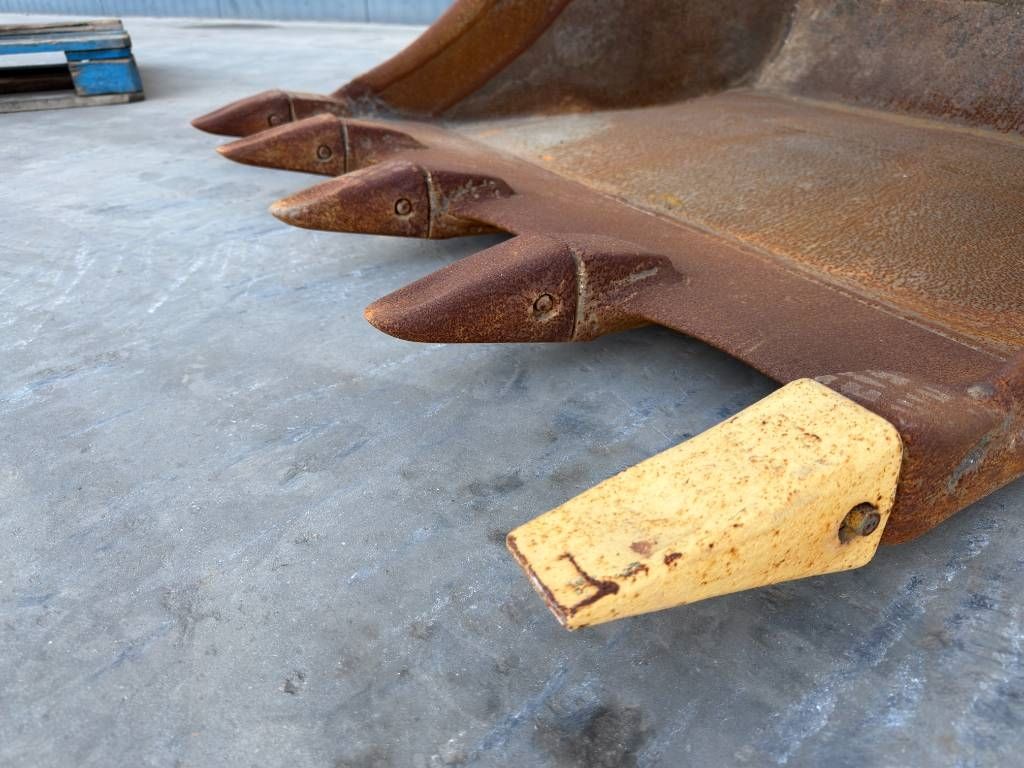 CAT 311D / 312D / 312E / 313F / 314D / 314F / 315F To