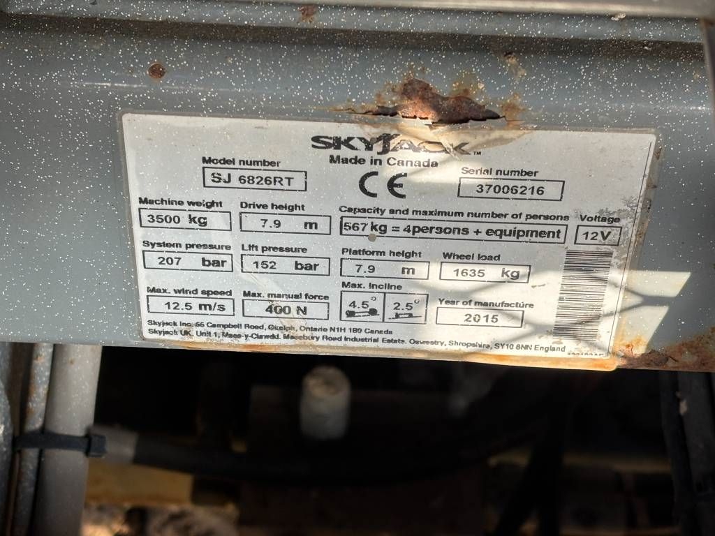 SkyJack SJ 6826 RT 6826 4x4 hoogwerker 10 meter skyjack