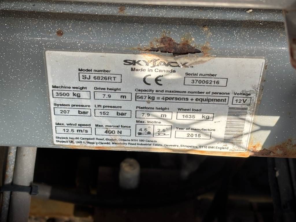 SkyJack SJ 6826 RT 6826 4x4 hoogwerker 10 meter skyjack