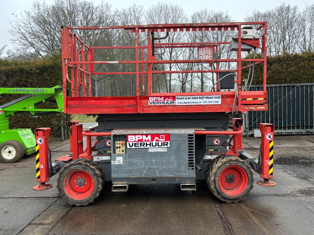 SkyJack SJ 6832 RT 12m schaarhoogwerker 4x4 Skyjack