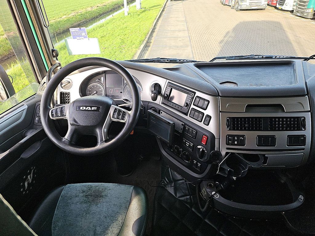 DAF XF 510 6x2 ftg spacecab