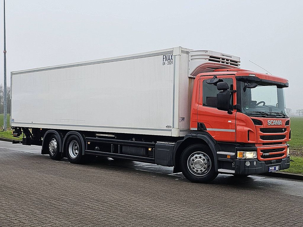 SCANIA P280 6x2*4 taillift