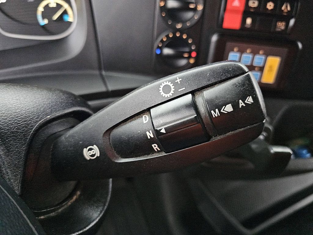 MERCEDES-BENZ ATEGO 1524 airco taillift 6 cyl