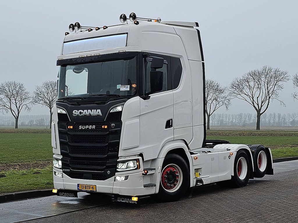 SCANIA S580