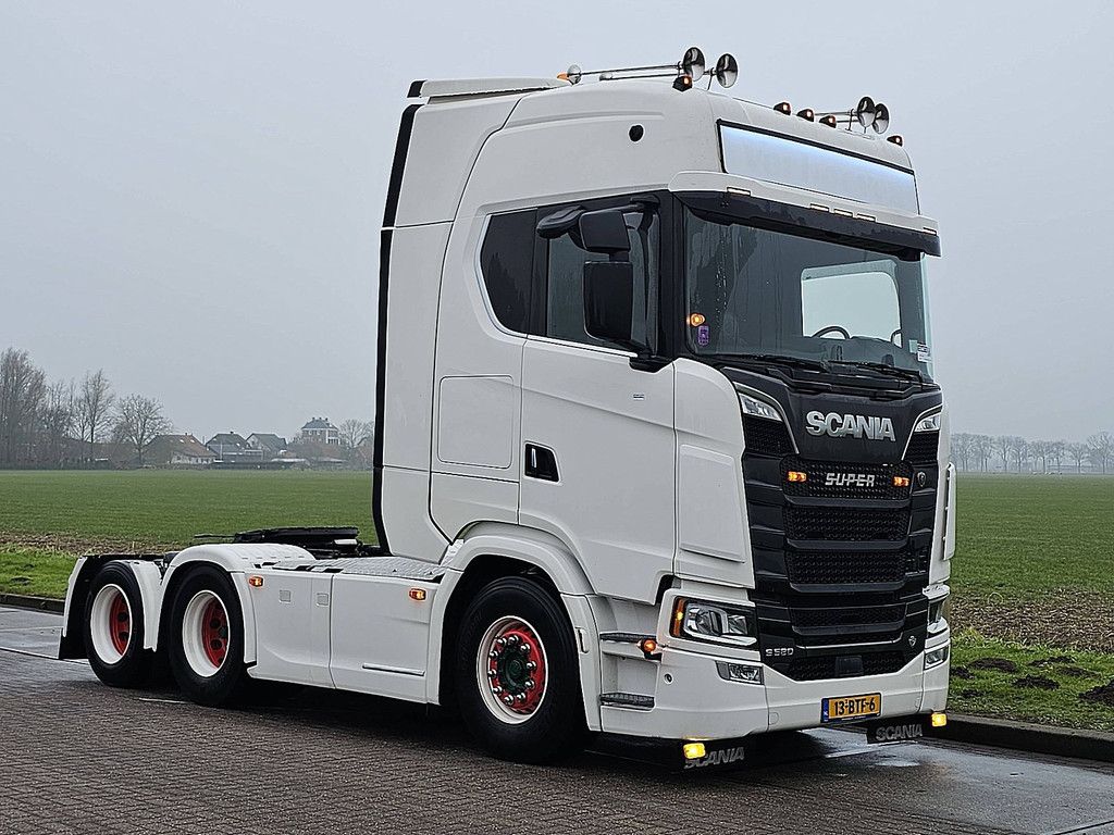 SCANIA S580