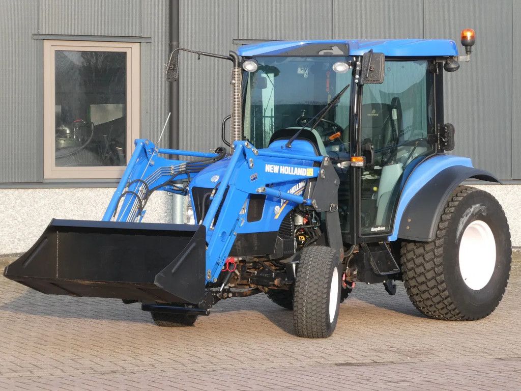 New Holland Boomer 54D 4wd CVT / 04717 Draaiuren / Full Options