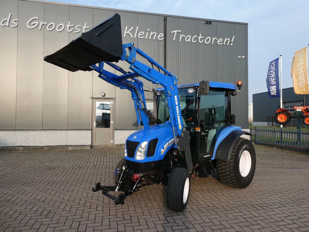 New Holland Boomer 54D 4wd CVT / 04717 Draaiuren / Full Options