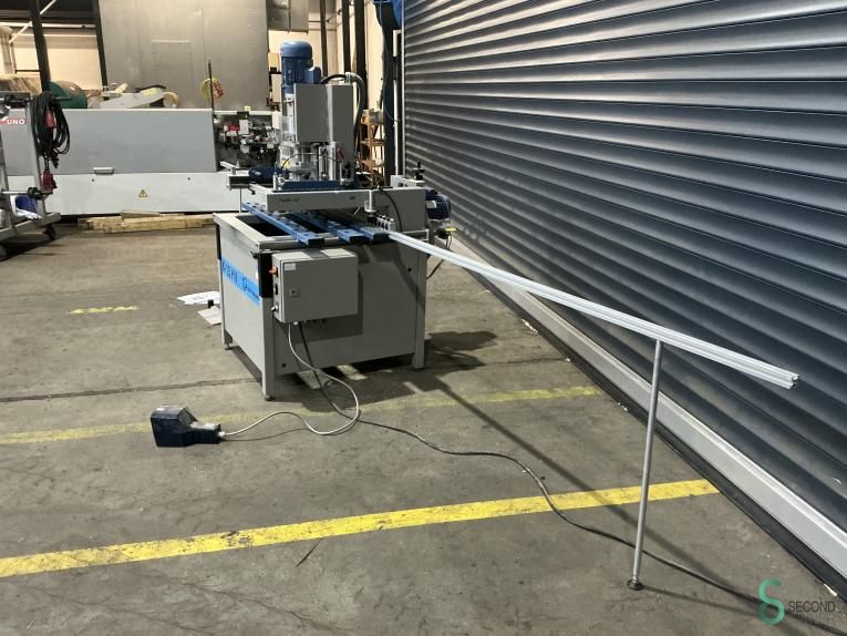 Dowel drilling machines/row drilling machines Götzinger K 15 2007